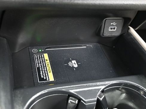 Used 2024 Honda HR-V EX-L image 24