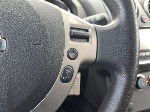 Used 2012 Nissan Rogue SV AWD/4WD image 23