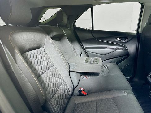 Used 2018 Chevrolet Equinox LT w/ Sun & Infotainment Package AWD/4WD image 28