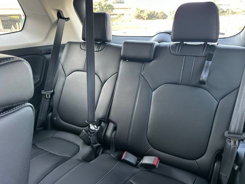 New 2026 Honda Pilot EX-L image 17
