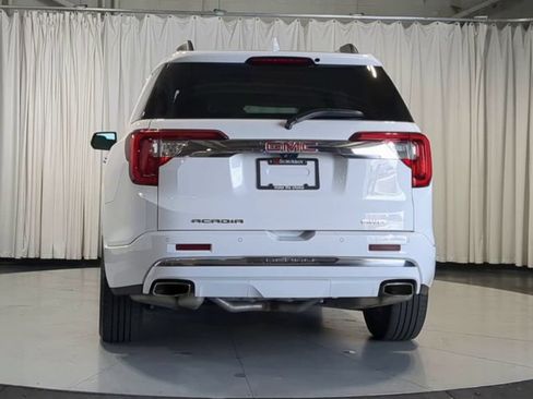 Used 2023 GMC Acadia Denali w/ Denali Technology Package AWD/4WD image 9