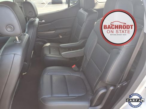 Used 2020 GMC Acadia SLT w/ LPO, Floor Liner Package image 29