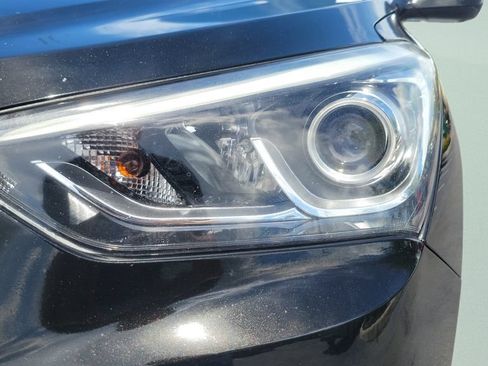 Used 2018 Hyundai Santa Fe Sport FWD image 25