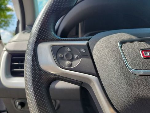 Used 2022 GMC Terrain SLE w/ Driver Convenience Package FWD image 22