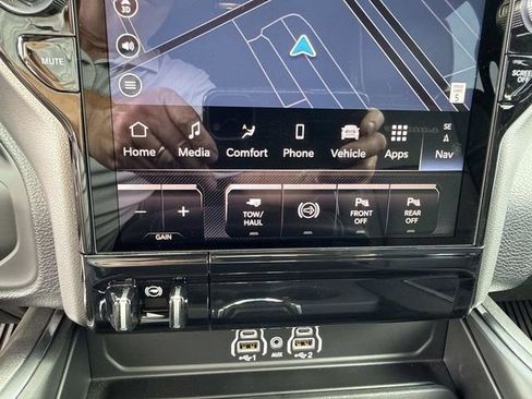 New 2026 RAM 3500 Laramie AWD/4WD image 28