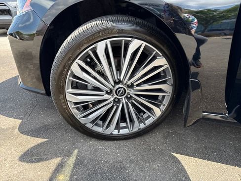 Used 2025 Nissan Altima 2.5 SL image 29