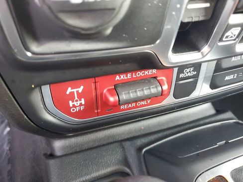 Used 2023 Jeep Gladiator Mojave w/ LED Lighting Group image 39