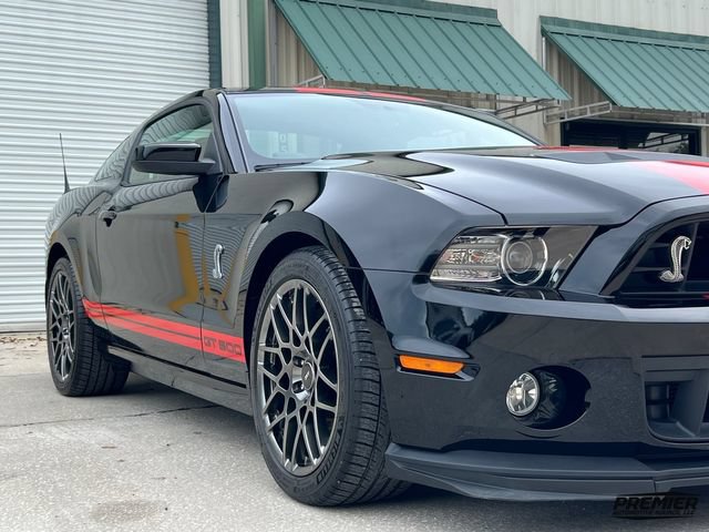 Used 2013 Ford Mustang Shelby GT500 RWD image 27