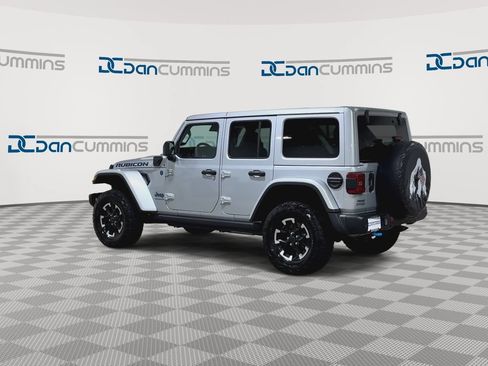 Used 2024 Jeep Wrangler Unlimited Rubicon 4xe AWD/4WD image 7