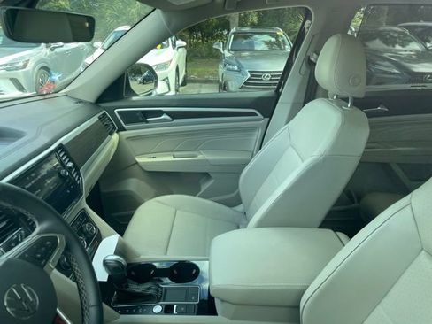 Used 2022 Volkswagen Atlas SE FWD image 9