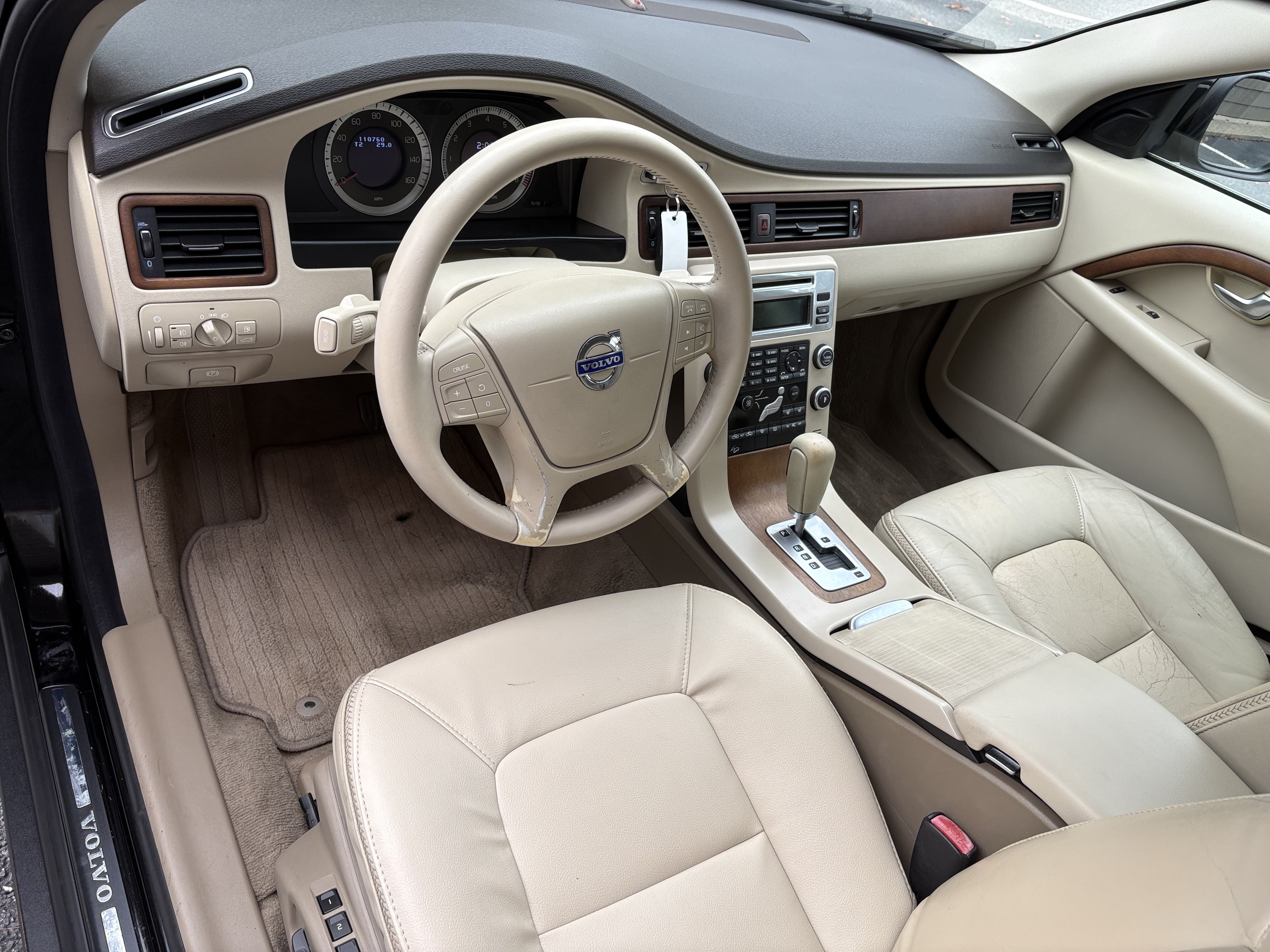 Used 2010 Volvo XC70 3.2 AWD/4WD image 13