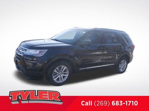 Used 2019 Ford Explorer XLT w/ Class III Trailer Tow Package image 3