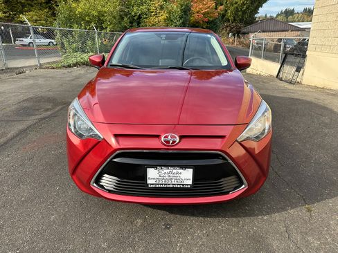 Used 2016 Scion iA image 2