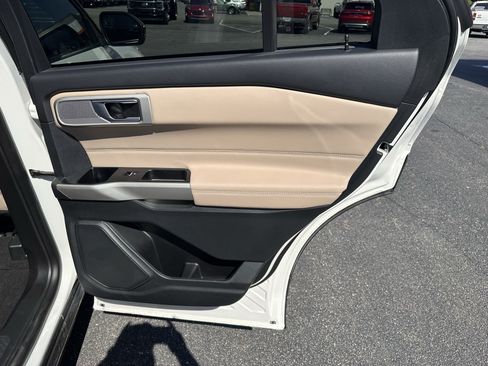 Certified 2023 Ford Explorer XLT w/ Equipment Group 202A AWD/4WD image 16