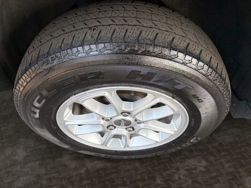 Used 2020 Jeep Grand Cherokee Laredo image 60