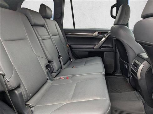 Used 2023 Lexus GX 460 Premium image 22