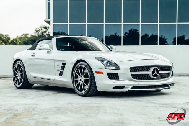 Used 2012 Mercedes-Benz SLS AMG Roadster image 37