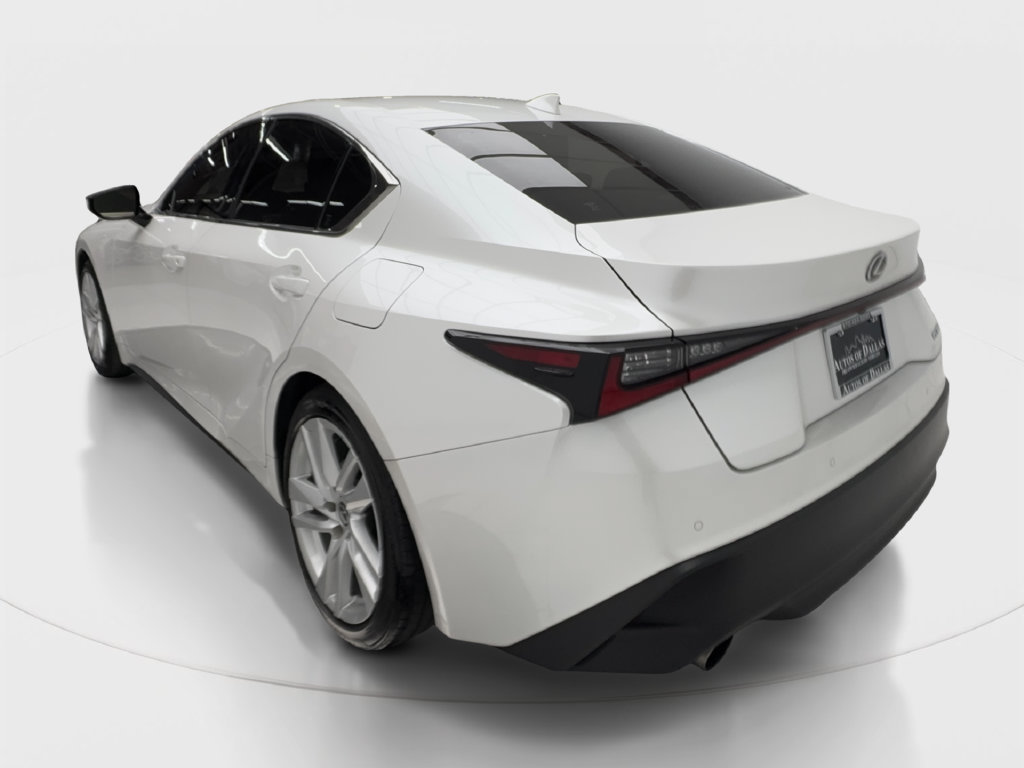 Used 2023 Lexus IS 300 w/ Comfort Package RWD image 7