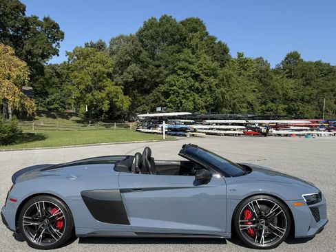 Used 2022 Audi R8 V10 performance AWD/4WD image 6