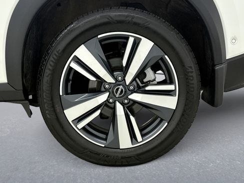 Used 2023 Nissan Rogue SL w/ SL Premium Package AWD/4WD image 26
