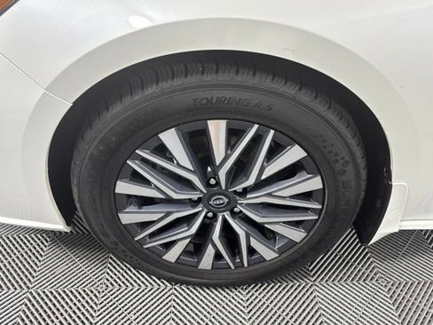 Used 2023 Nissan Altima 2.5 SV FWD image 26