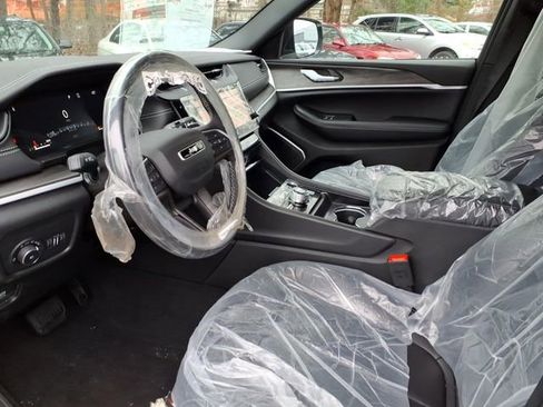 New 2026 Jeep Grand Cherokee L Limited AWD/4WD image 14