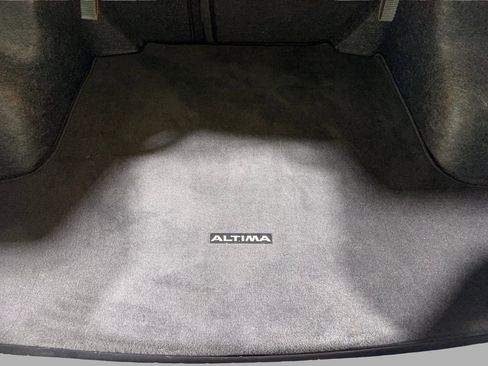 Used 2024 Nissan Altima 2.5 SV image 19