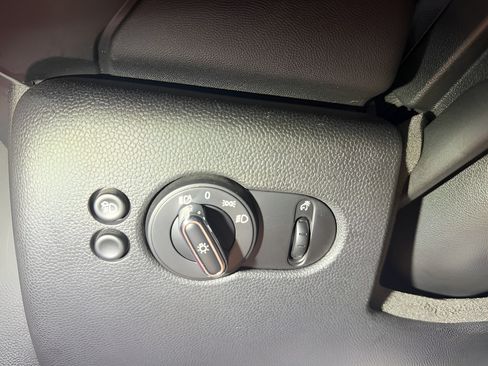 Used 2022 MINI Cooper S FWD image 11