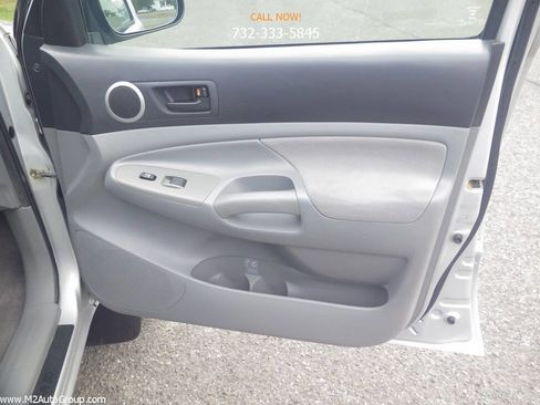 Used 2005 Toyota Tacoma 4x4 Double Cab image 18