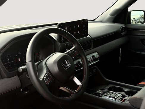 Certified 2026 Honda Passport TrailSport image 12