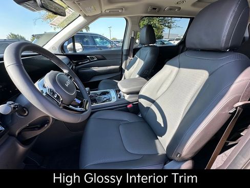 New 2026 Kia Carnival SX Prestige image 13