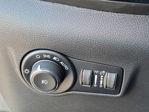 New 2026 Jeep Compass Latitude image 24