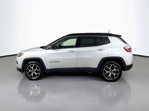 Used 2025 Jeep Compass Limited AWD/4WD image 8
