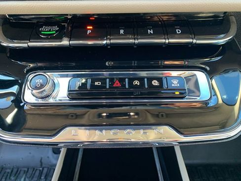 Used 2025 Lincoln Corsair AWD w/ Equipment Group 101A image 35