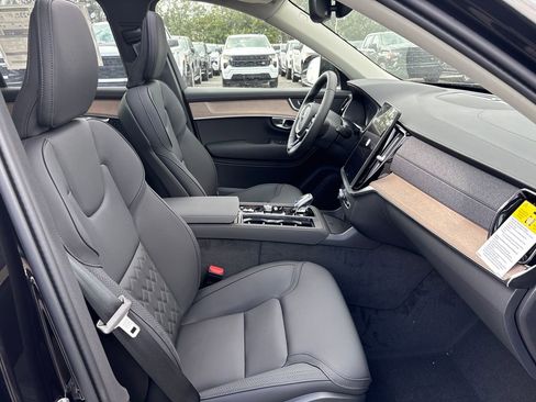 New 2026 Volvo XC90 B6 Plus AWD/4WD image 15