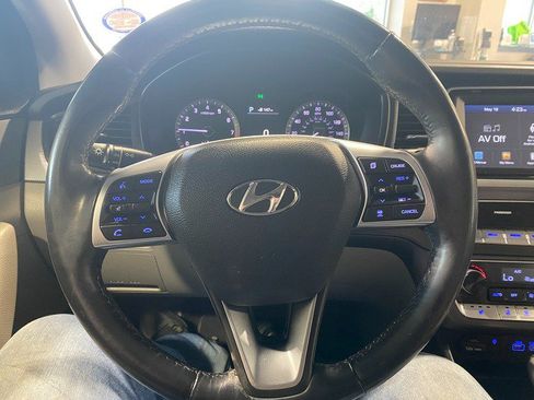 Used 2019 Hyundai Sonata SEL w/ Tech Package 02 FWD image 22
