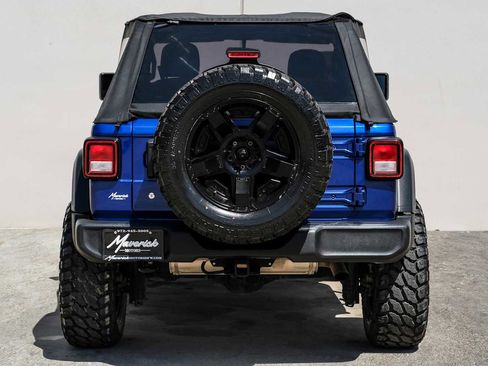 Used 2020 Jeep Wrangler Sport image 7