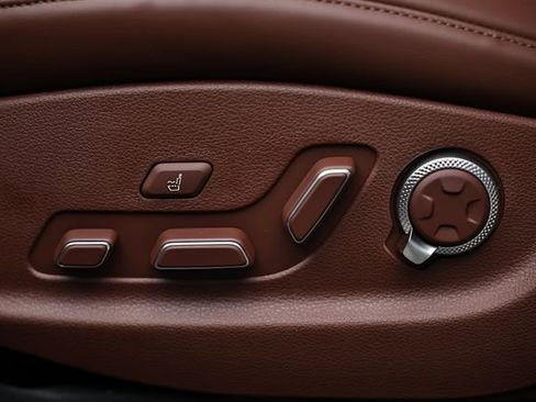 Certified 2026 Genesis GV80 3.5T Prestige image 23