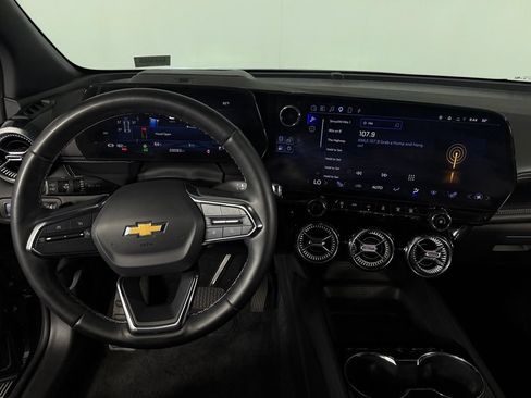Used 2024 Chevrolet Blazer EV LT AWD/4WD image 13