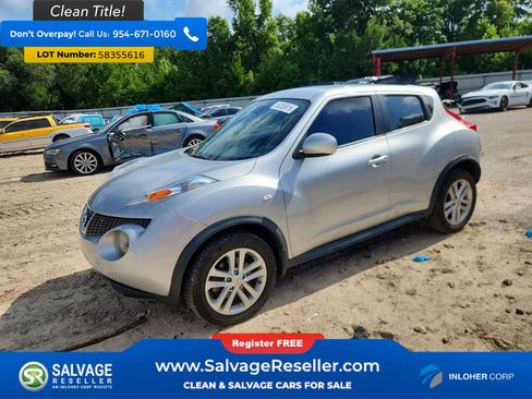 Used 2013 Nissan Juke S FWD image 1