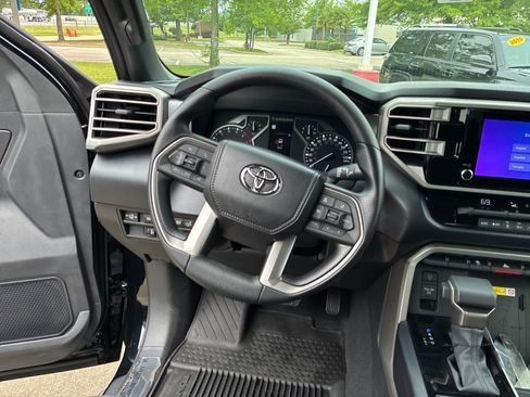 New 2026 Toyota Tundra SR5 AWD/4WD image 18