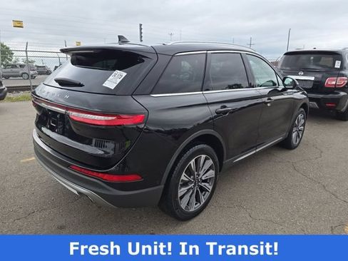 Used 2022 Lincoln Corsair Reserve w/ Equipment Group 201A AWD/4WD image 3