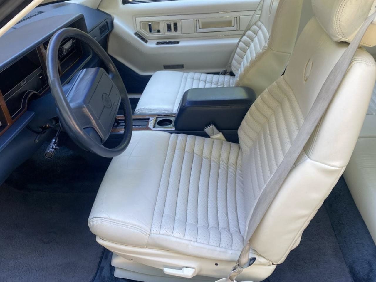 Used 1991 Cadillac Eldorado Coupe FWD image 6