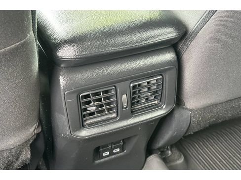 Used 2023 Toyota RAV4 XLE FWD image 14