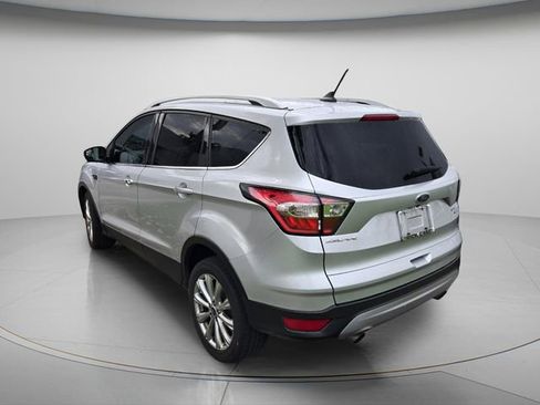 Used 2018 Ford Escape Titanium FWD image 7