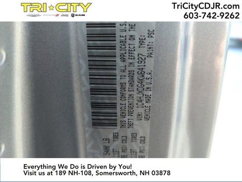 Used 2019 Jeep Wrangler Unlimited Sport image 39