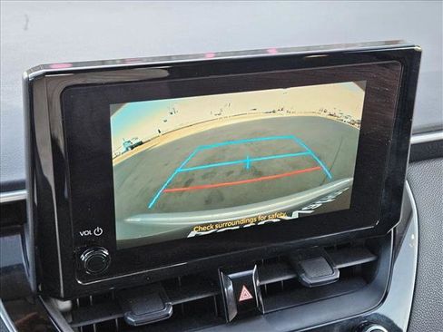 Used 2024 Toyota Corolla LE image 15