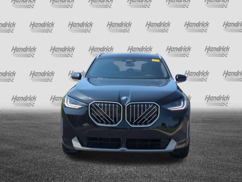 Certified 2025 BMW X3 xDrive30i w/ Premium Package AWD/4WD image 3