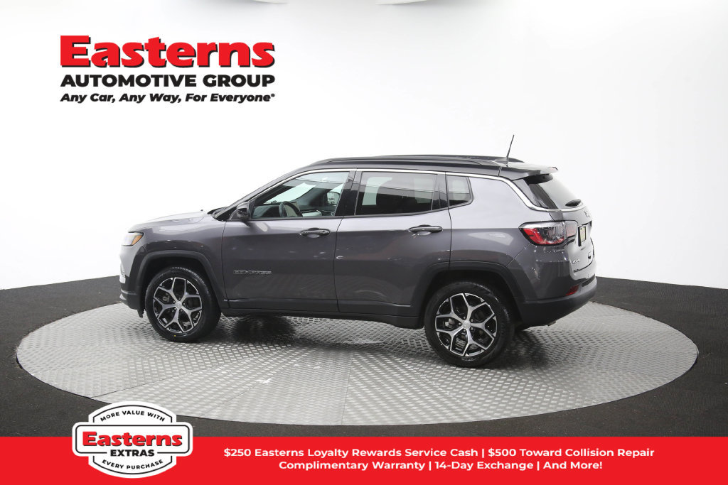 Used 2024 Jeep Compass Limited AWD/4WD image 63