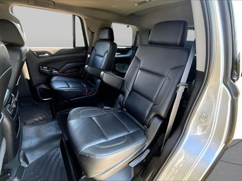 Used 2019 Chevrolet Tahoe LT w/ RST Edition AWD/4WD image 21